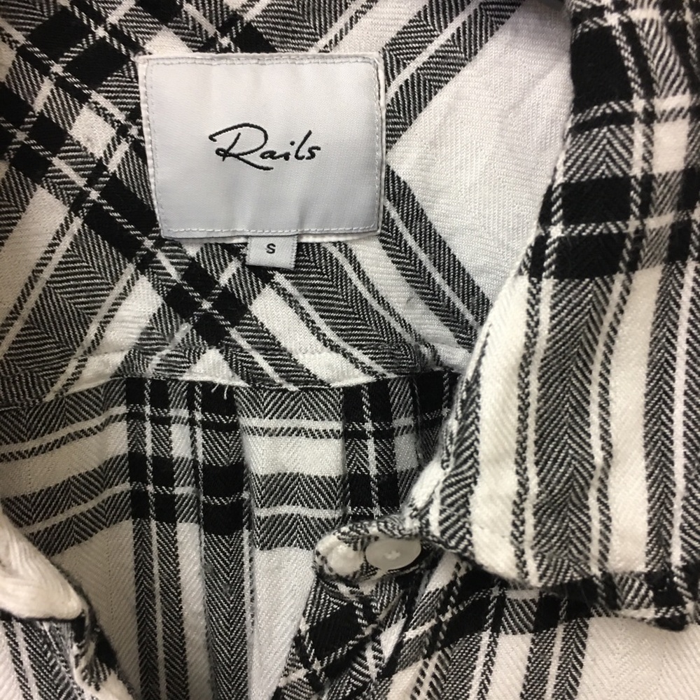Rails Black White Plaid Button Down Shirt Small - Picture 2 of 8